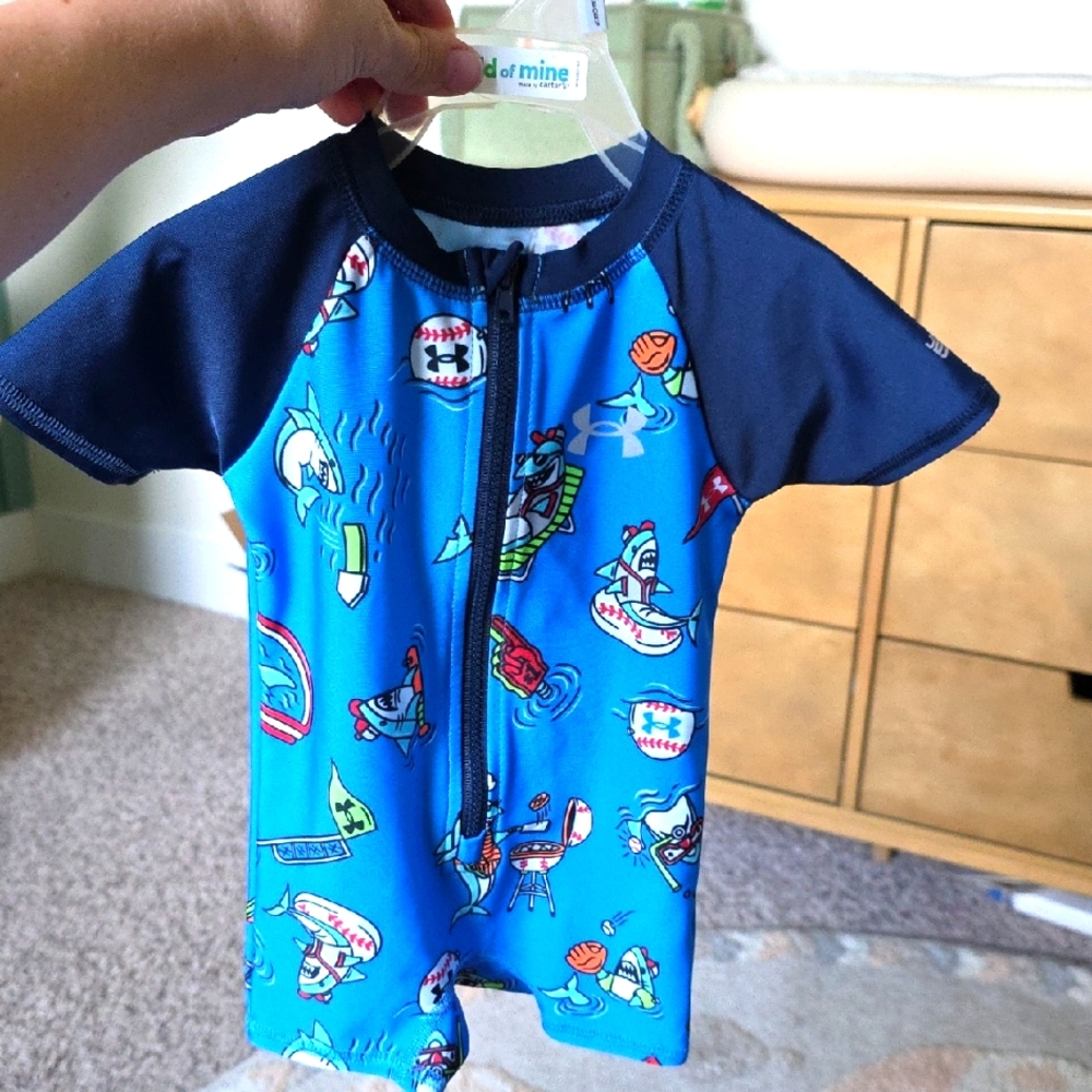 Under Armour Baby Rashguard With Baseball And Shark Design Size 3-6M